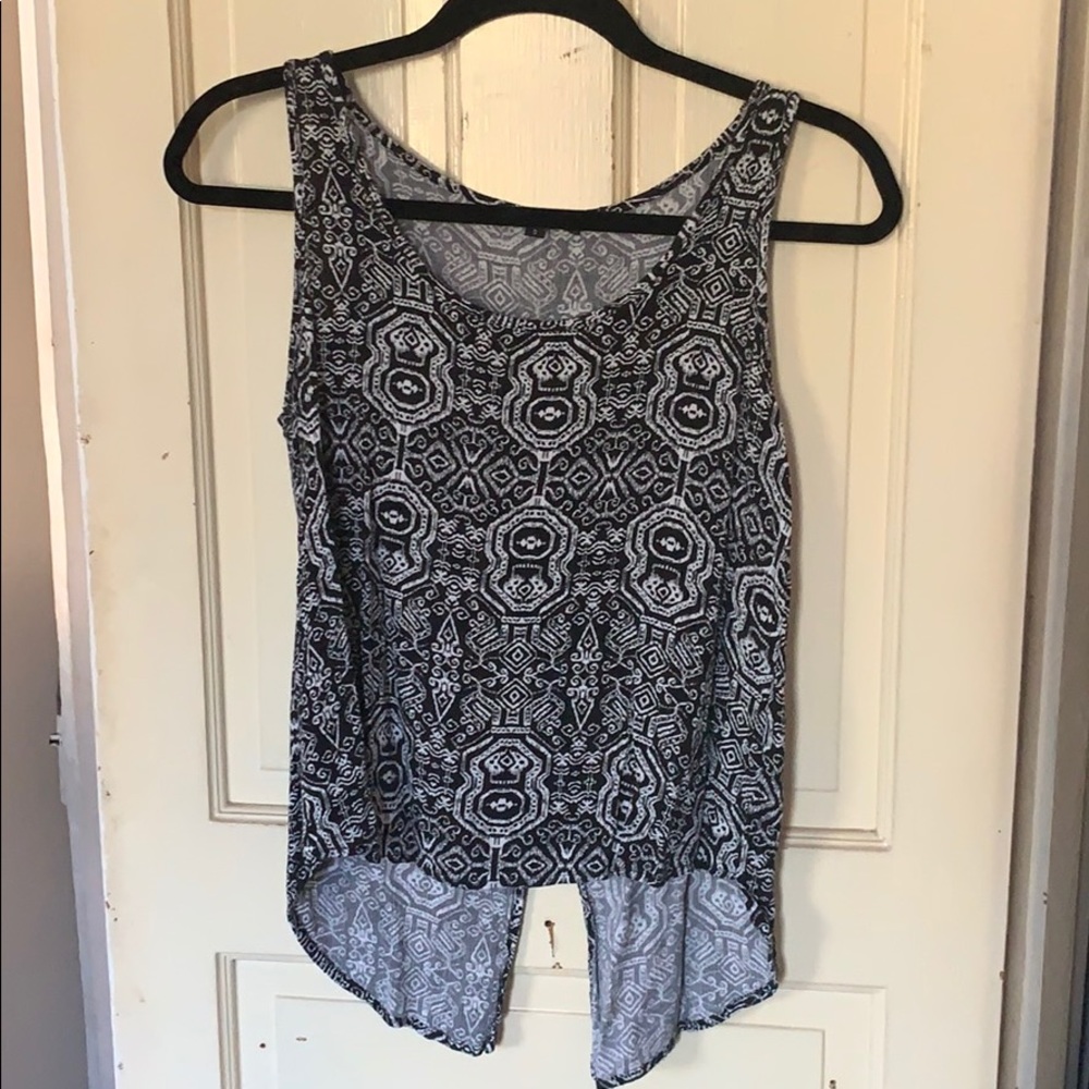 Black and white print tank top